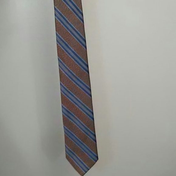 NWT Jos A. Bank Reserve Brown/Blue Silk Stripe Tie - Picture 5 of 10